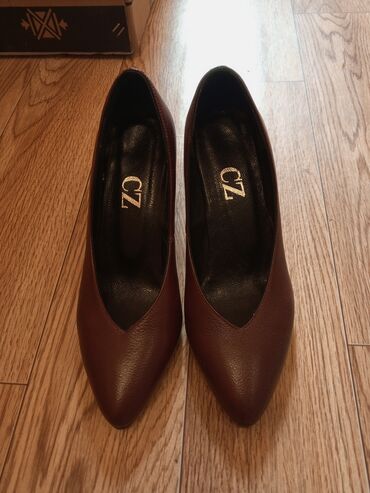 Tuflilər: Tuflilər, Ölçü: 37, İşlənmiş — 10