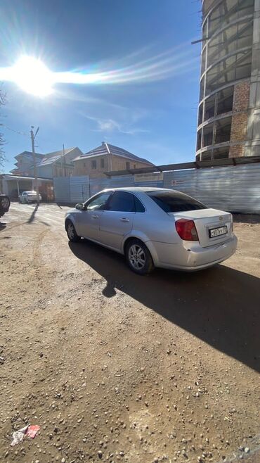 Chevrolet: Chevrolet Lacetti: 2007 г., 1.4 л, Механика, Бензин, Седан