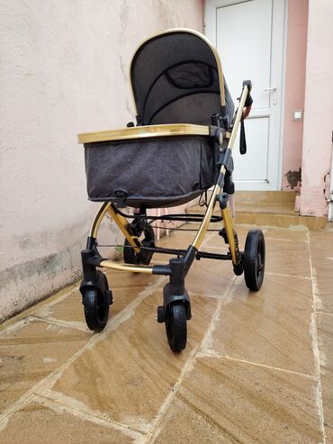 usaq kravatlari: Классическая прогулочная коляска, Б/у, Пол: Мальчик, Возраст: 24-30 месяцев, Самовывоз