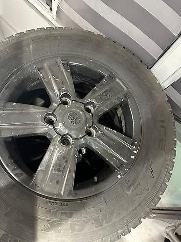 Шины: Шины 285 / 60 / R 18, Зима, Б/у, Комплект, Внедорожные (АТ/МТ), Китай, Maxxis — 7