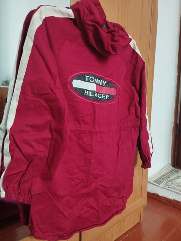 куртка красная: Пуховик, XL (EU 42)