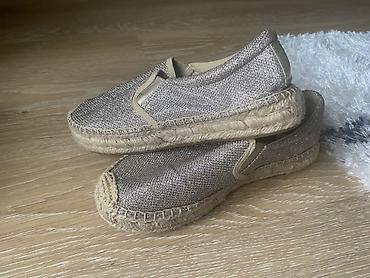 magnum cipele: Ženske espadrile sa sjajnim gornjištem - Model: slip-on espadrile - — 2
