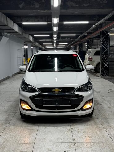 Chevrolet: Chevrolet Spark: 2018 г., 1 л, Автомат, Бензин, Хэтчбэк