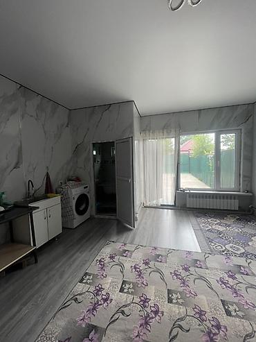 комнаты иссык: Продается полдома, 3 комната Участок 3 Соток Бишкек *свердловский — 2