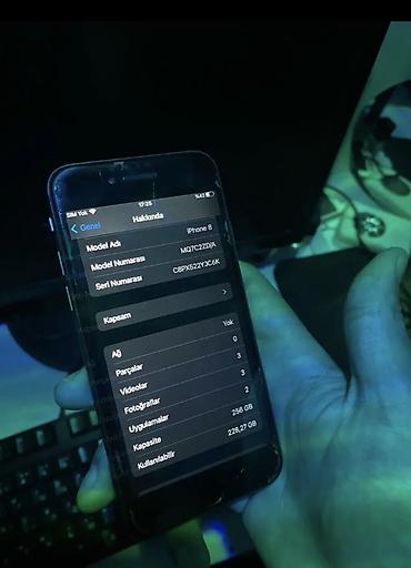 ipad 8. nesil 128 gb: IPhone 8, 256 GB, Qara, Qırıq, Barmaq izi — 1