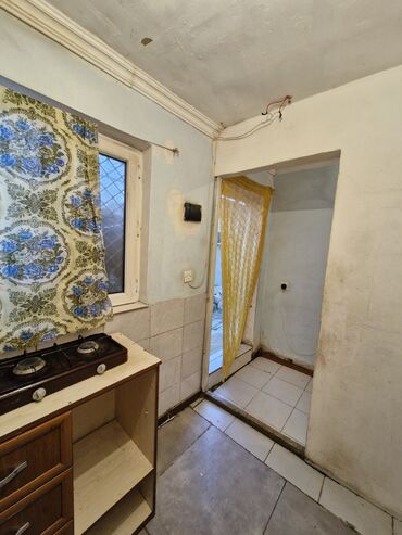 Uzunmüddətli kirayə evlər: Kirayə verilir. Ünvan: Yasamal, "Kaktus" adlanan ərazidə Qaz, Su — 7