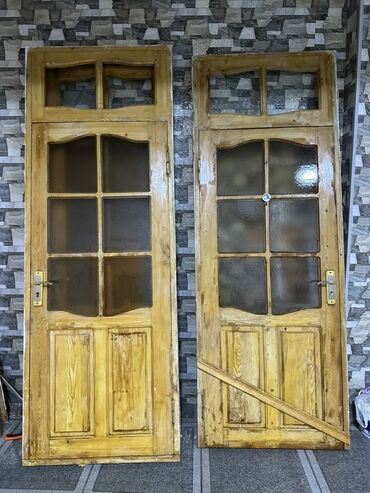 taxta: Taxta şüşəli qapılar – 3 ədəd komplekt - Material: təbii ağac karkas
