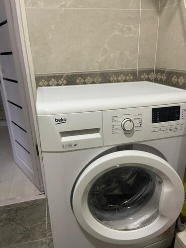 Стиральные машины: Стиральная машина Beko, Б/у, Автомат, До 5 кг
