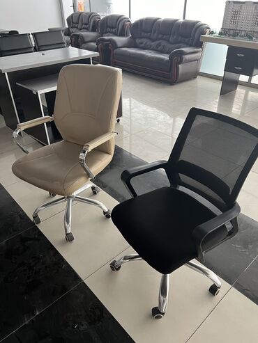 стулья кресло: Комплект офисной мебели, Стул, Кресло, Б/у