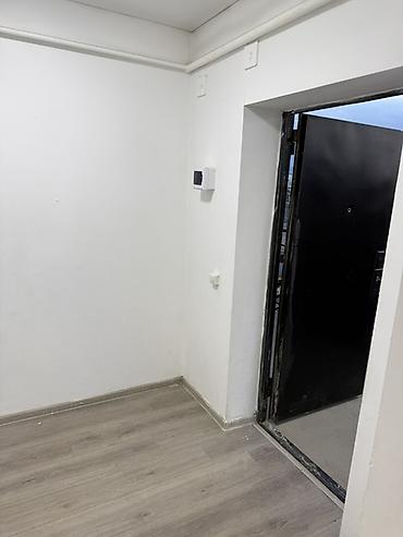 Аренда коммерческой недвижимости: Сдаётся квартира студия с санузлом и душем есть кухонная второй — 4