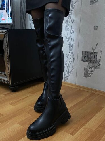 Çəkmələr: Uzunboğaz, Ölçü: 39, rəng - Qara, Yeni -da lalafo.az — 6 Çəkmələr: Uzunboğaz, Ölçü: 39, rəng - Qara, Yeni — 6