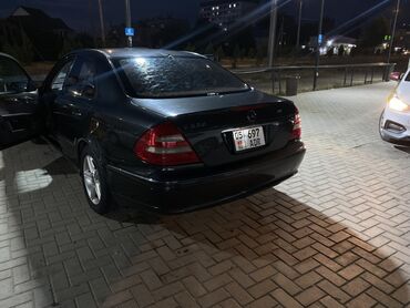 Mercedes-Benz: Mercedes-Benz E-Class: 2002 г., 3.2 л, Автомат, Бензин, Седан — 5