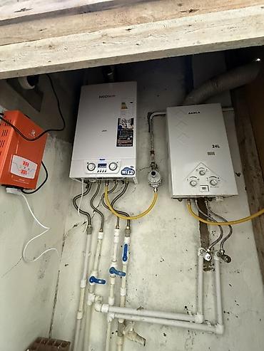 Həyət evləri və villaların satışı: Şəhər daxili dar küçədə yerləşən həyət evi. Xüsusiyyətlər: - — 6