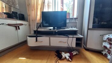 Сушилки: Б/у, Комод, Стол и стулья, Диван