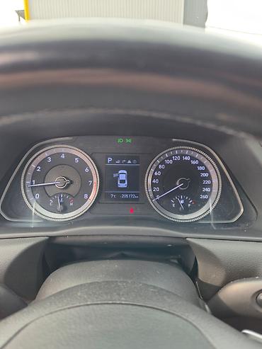 двигитил: Hyundai Sonata: 2019 г., 2 л, Автомат, Газ, Седан — 2