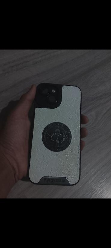 iphone d: IPhone 15, Б/у, 128 ГБ, Черный, Чехол — 3