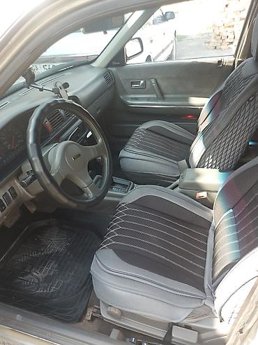 боковая: Mazda 626: 1991 г., 2 л, Автомат, Бензин, Седан — 6