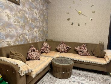 Divanlar: Künc divan, İşlənmiş, Açılmayan, Bazasız, Parça, Çatdırılma yoxdur lalafo.az -da Divanlar: Künc divan, İşlənmiş, Açılmayan, Bazasız, Parça, Çatdırılma yoxdur