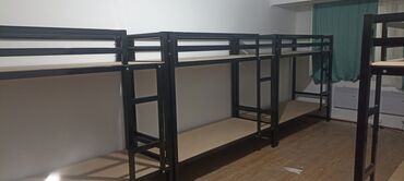 Двухъярусные кровати: Двухъярусная кровать есть в наличии. цвет черный матовый принимаем — 6