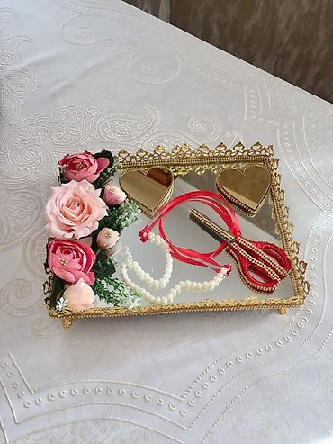 Digər dəstlər və servizlər: Xınayaxdı/nişan/söz mərasimləri üçün bəzəkli təqdimat seti - Dəst: 4 — 6