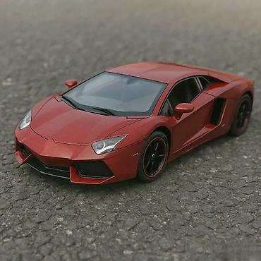 c4 2005: Lamborghini aventador rosso metallico detaljni model 1:12. lamborghini — 1