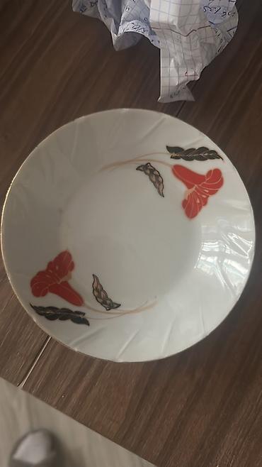 Digər dəstlər və servizlər: Hamisi birlikde 20 manat Şüşə mətbəx qabları dəsti - Materiаl: qalın — 7