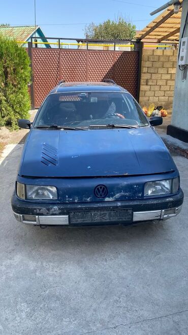 Volkswagen: Volkswagen ID.3: 1990 г., 1.8 л, Механика, Бензин, Универсал