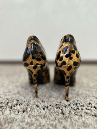 женская кожаная обувь бишкек: Туфли Guess, 37, цвет - Черный
