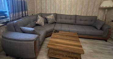 Masa və oturacaq dəstləri: Künc divan
