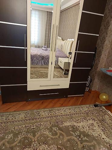 Qonaq otağı dəstləri: Satılır: Klassik üslubda tam mebelli dəst - Qonaq otağı dəsti: - 6 — 18