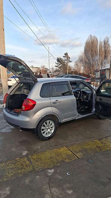 jac 9: Mazda Verisa: 2005 г., Автомат, Бензин, Хэтчбэк — 1