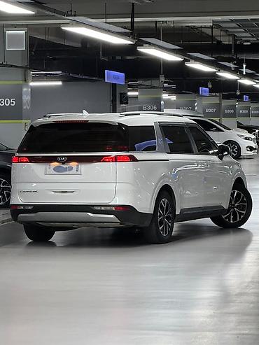 Kia: Kia Carnival: 2022 г., Минивэн — 6