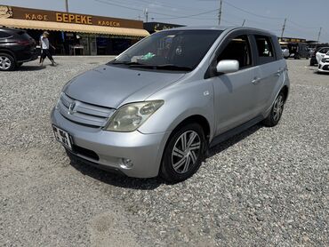 Toyota: Toyota ist: 2003 г., 1.5 л, Автомат, Бензин, Хэтчбэк