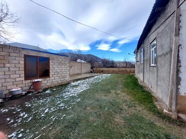 Həyət evləri və villaların satışı: 2 otaqlı, 70 kv. m, Kredit yoxdur, Orta təmir — 3