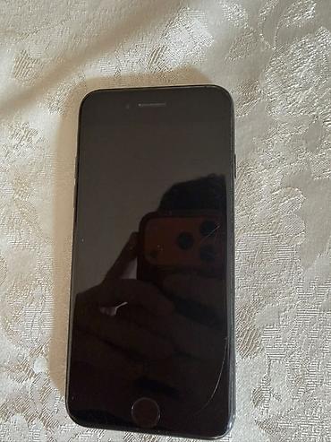 iphone se telefon: IPhone SE 2020, 128 GB, Qara, Barmaq izi — 2
