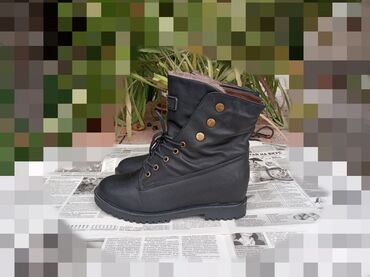 зимний обувь: Ботинки и ботильоны 38, цвет - Черный