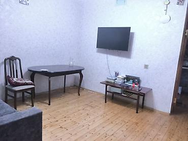 Kirayə mənzillər: 2 otaqlı mənzil – tam mebel və texnika ilə Planlama: - Geniş qonaq — 2