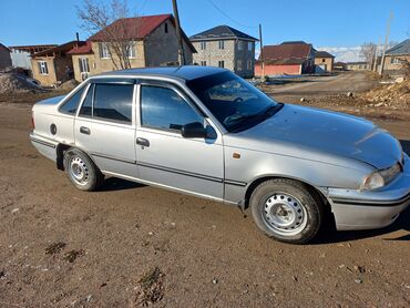 авто в раасрочку: Daewoo Nexia: 2003 г., 1.6 л, Механика, Бензин, Седан