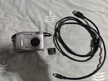 компактные фотоаппараты: Продаю фотоаппарат Olympus C-370 Zoom Компактный цифровой фотоаппарат