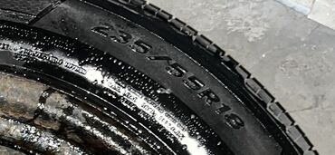 шины 275 40 18: Автомобильная колесо шина размером 235/55R18. Б/У Подходит для