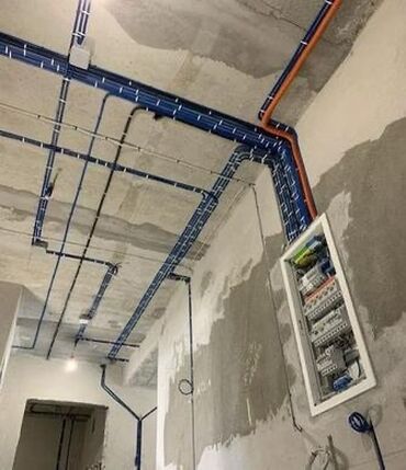 Электрики: Электрик | Перенос электроприборов, Прокладка, замена кабеля, Установка распределительных коробок Больше 6 лет опыта — 2