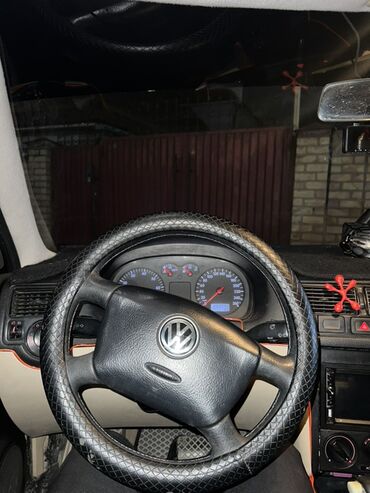 Volkswagen: Volkswagen Golf: 2002 г., 1.6 л, Автомат, Бензин, Хэтчбэк — 18