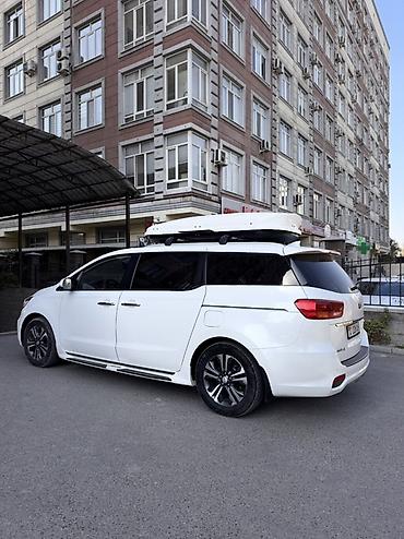 in car: Kia Carnival: 2020 г., 2.2 л, Автомат, Дизель, Минивэн — 5