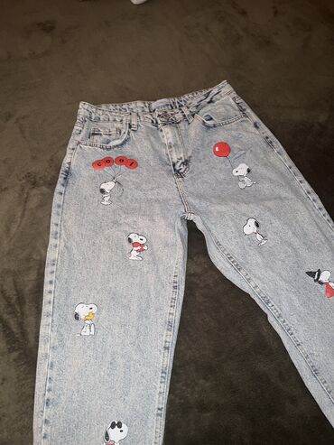 qadınlar üçün straz daşlı cinslər: Jeans 👖 S olcu 25 manat (yeni)