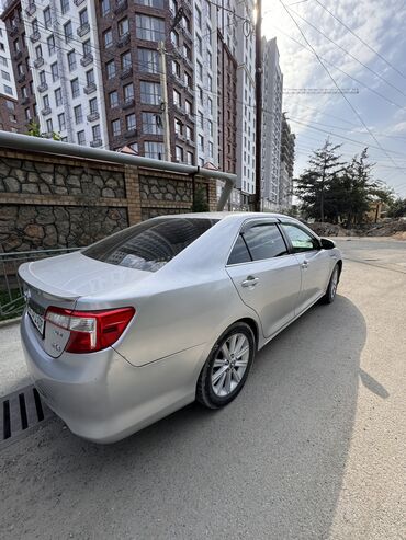 Toyota: Toyota Camry: 2012 г., 2.5 л, Вариатор, Гибрид, Седан