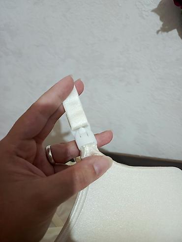 alt paltarları: Byusqalter süd verən analar üçün. Yeni qalıb etiketi üzərindədi — 3