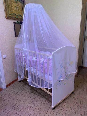 двухъярусные кровати для детского сада: Манеж, Для девочки, Б/у