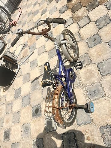 velosiped cube: Uşaq velosipedi – təlim təkərləri ilə - Ölçü: təxminən 12 düymlük — 2
