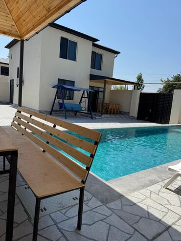 razin həyət evi: 150 м², 5 комнат