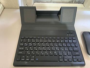 переносной планшет: Планшет, память 128 ГБ, 9" - 10", 4G (LTE), Б/у, Классический цвет - Черный — 2